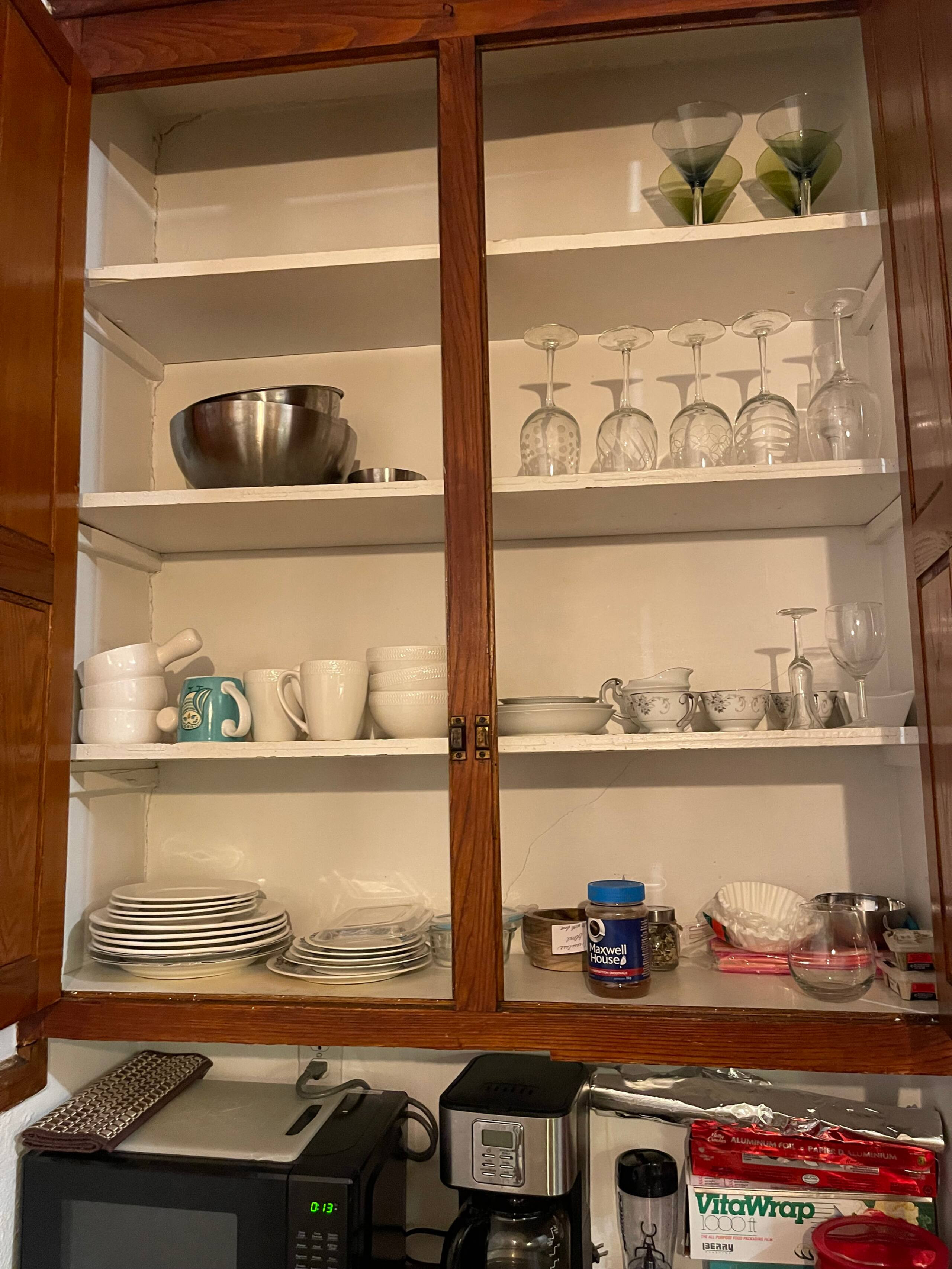 Aïolos - Full kitchen image 3
