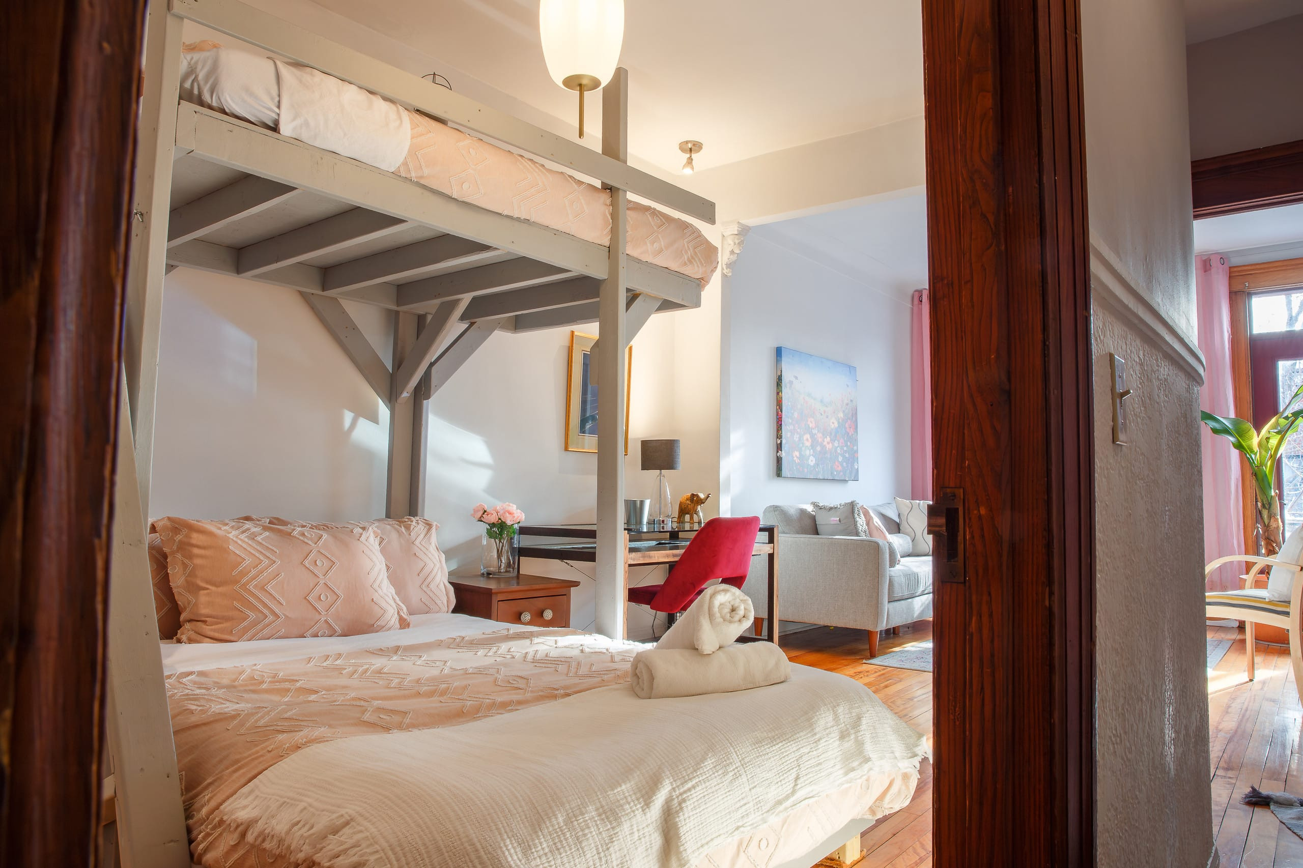Aïolos - Bedroom image 4