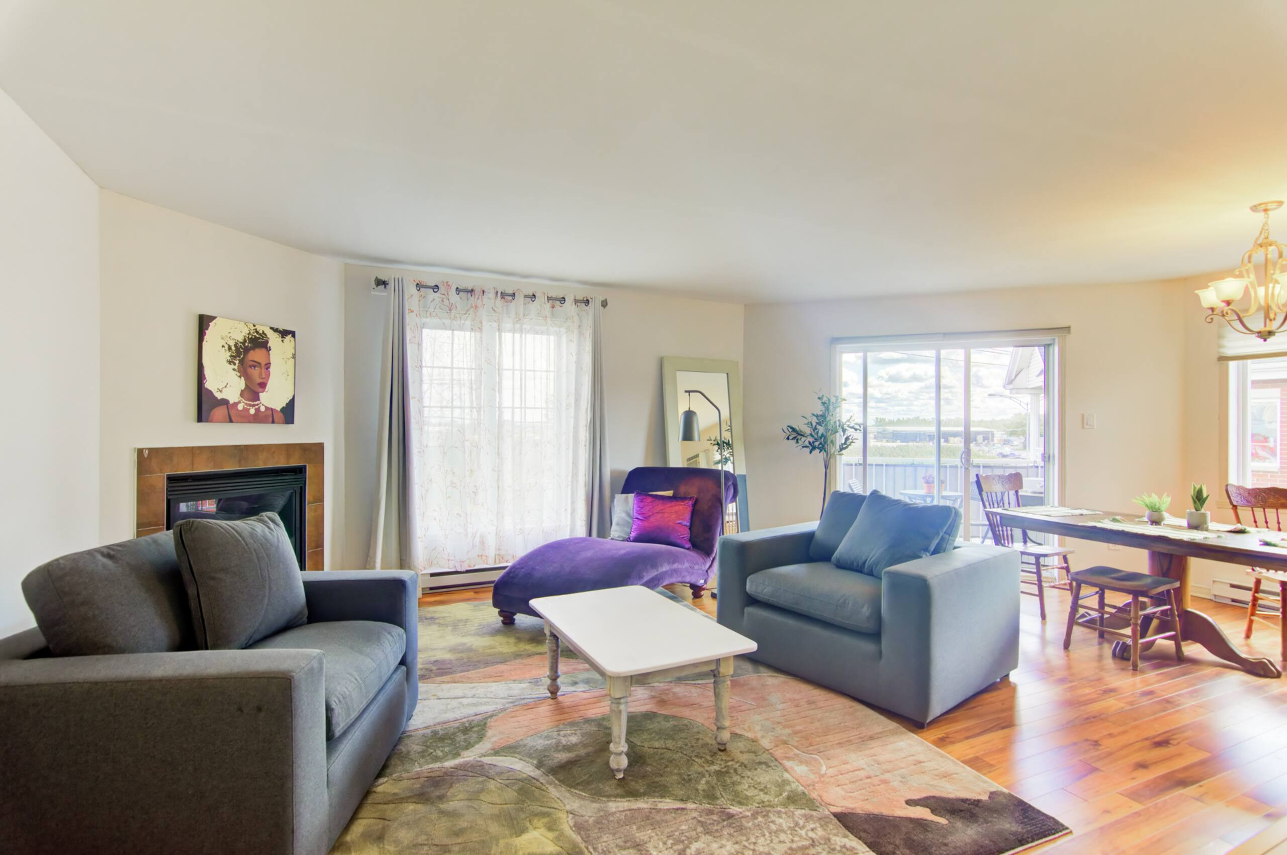 Le Samuel - Living room image 2