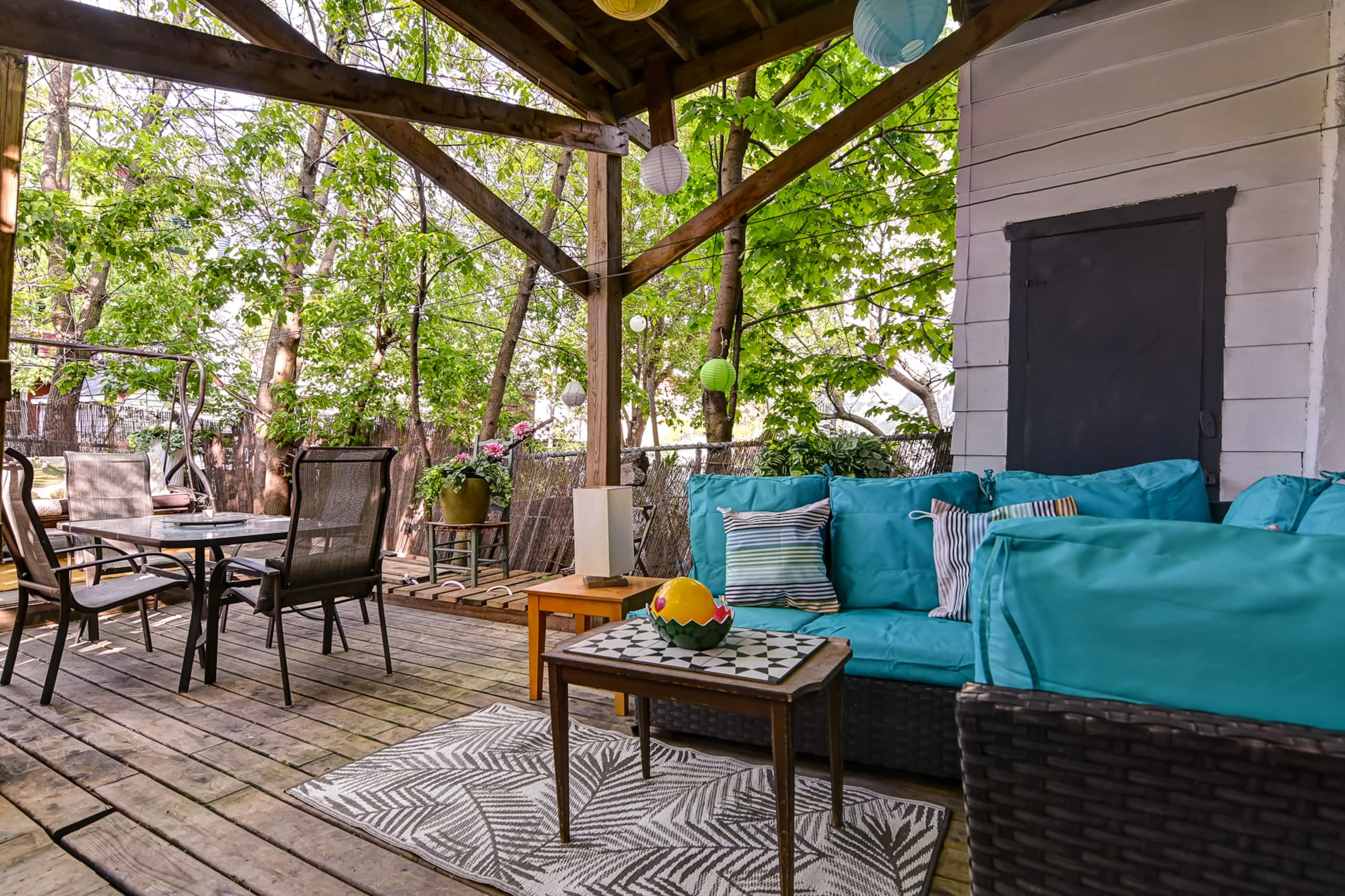 Montreal, I can’t wait! - Patio image 1