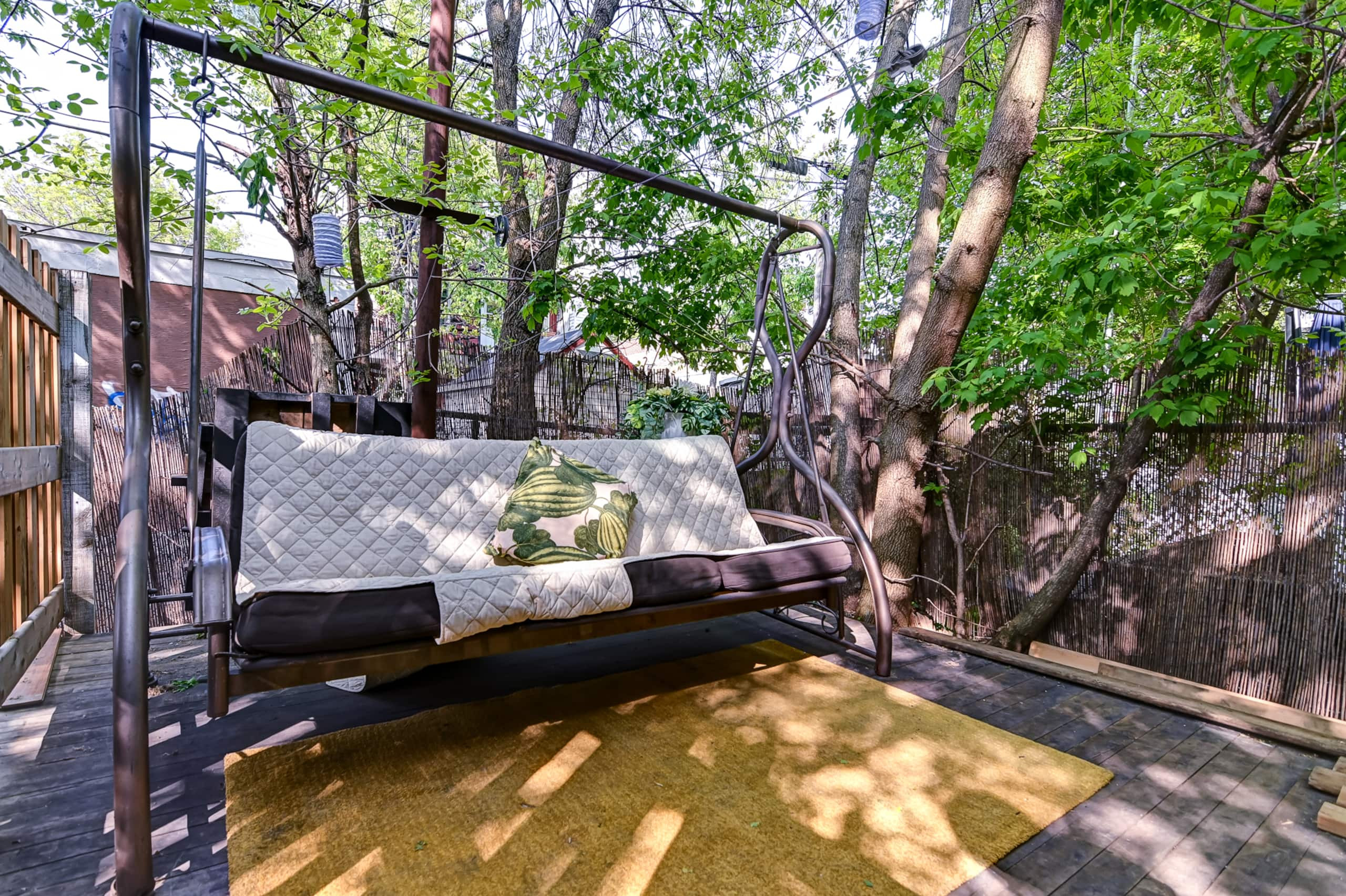 Montreal, I can’t wait! - Patio image 3