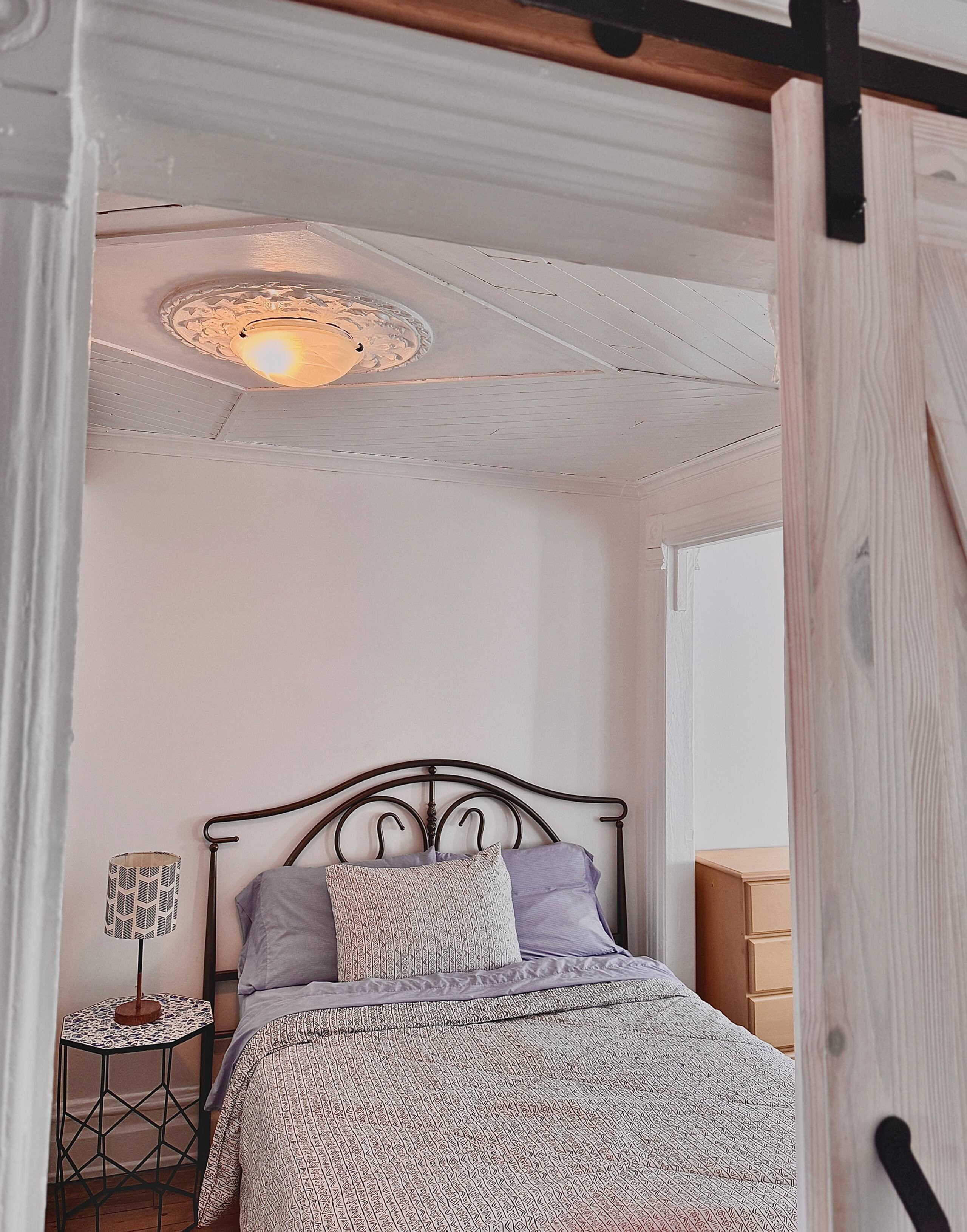 Lanterns, Here i come - Bedroom 1 image 3