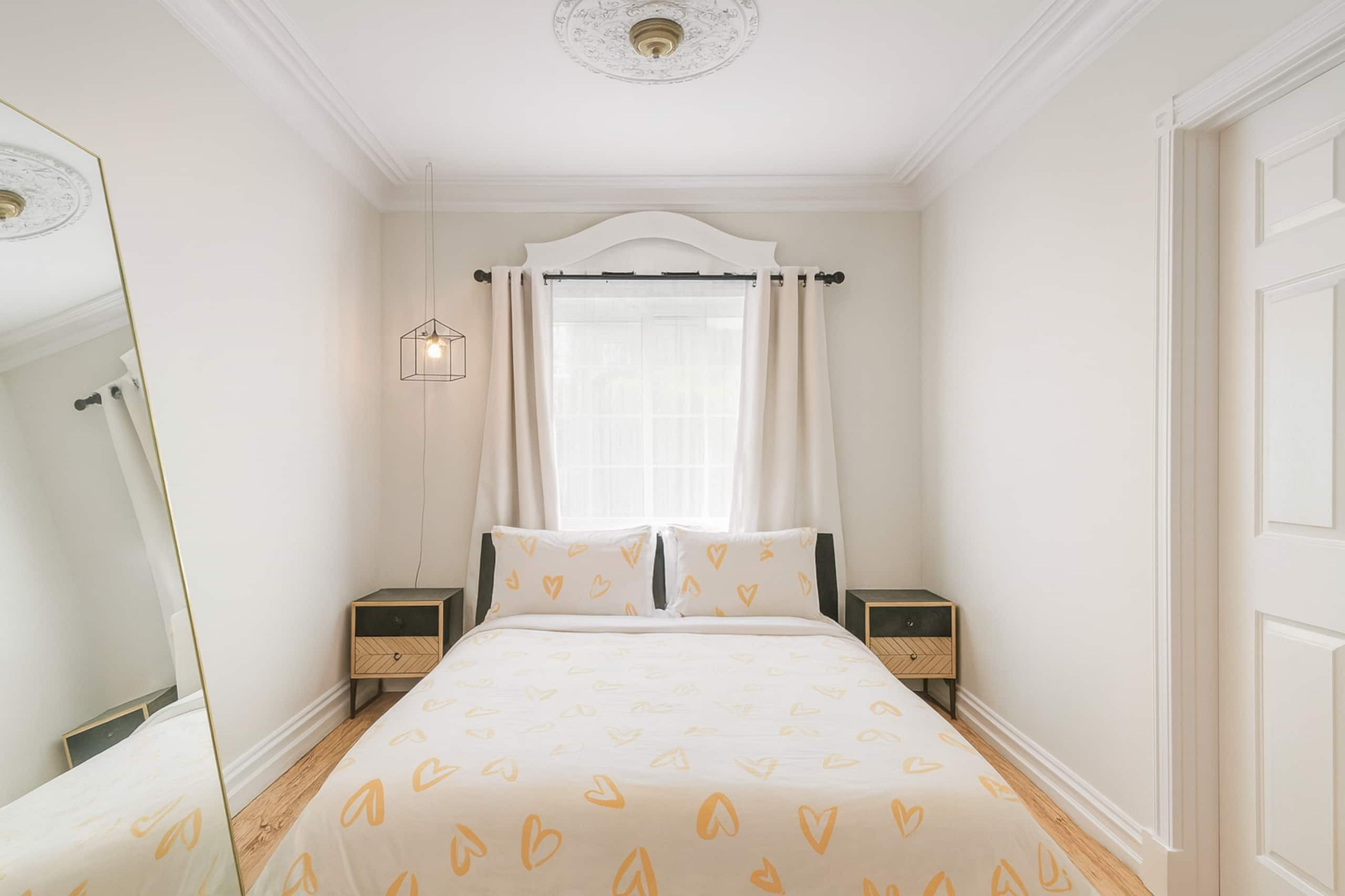 Montreal, Here i come! - Bedroom 2 image 3